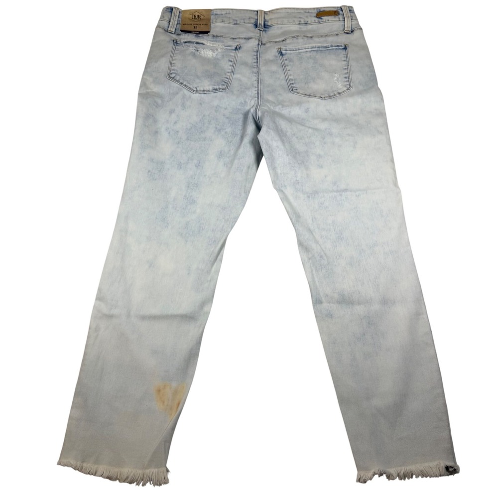 True Craft Mid Rise Skinny Ankle Jeans Light Acid Wash Frayed Hem Size 15 NWT